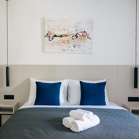 Kala Luxury By Duhomes 4*