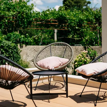 Kala Luxury By Duhomes 4*