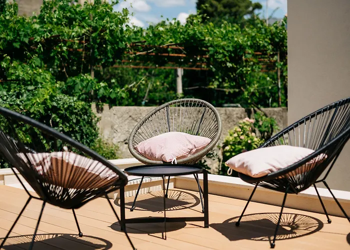 Kala Luxury By Duhomes 4*