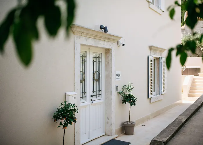 Kala Luxury By Duhomes 4*