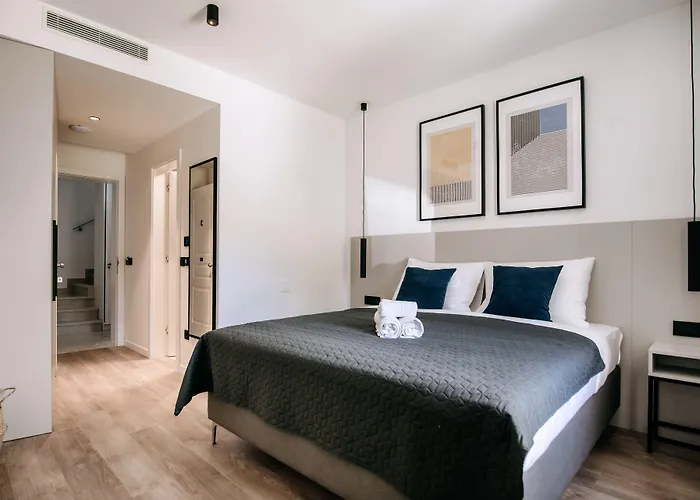 Kala Luxury By Duhomes 4*