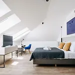 Πανσιόν Kala Luxury By Duhomes 4*