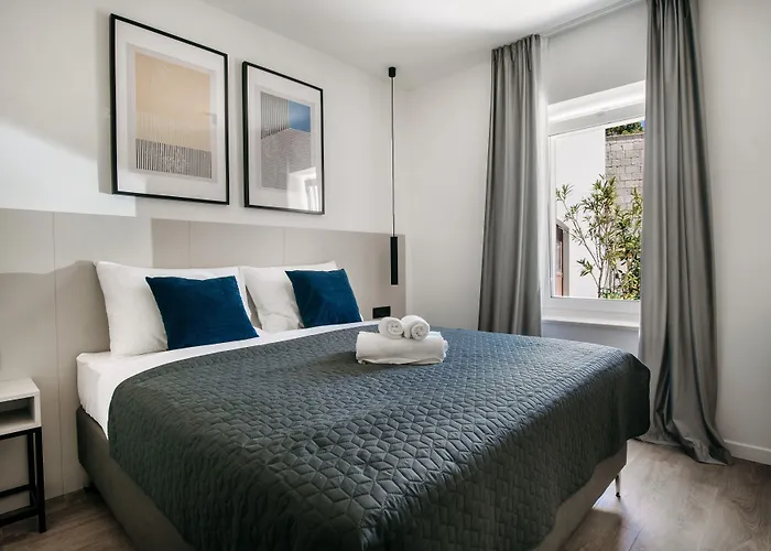 Kala Luxury By Duhomes 4*