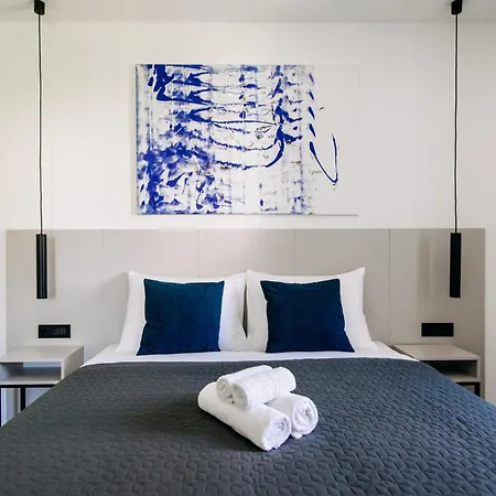 Kala Luxury By Duhomes 招待所 4*