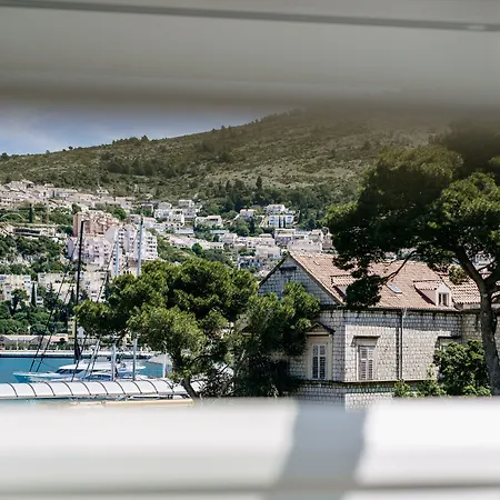 Kala Luxury By Duhomes 招待所 4*