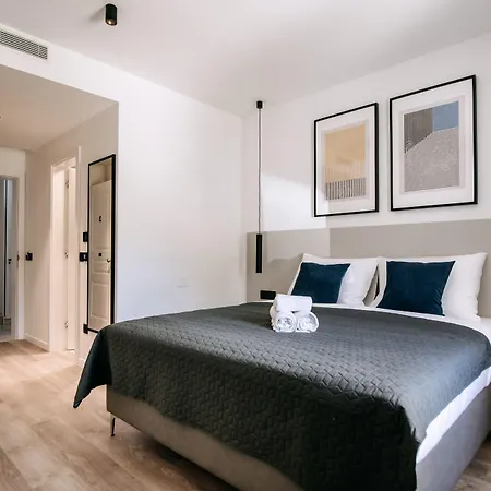 Kala Luxury By Duhomes 4*