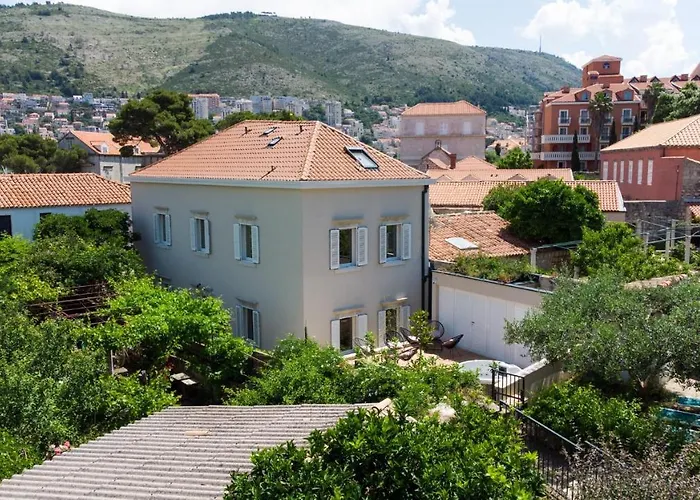 Kala Luxury By Duhomes 4*